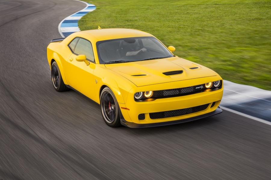  Dodge Challenger SRT Hellcat Widebody 2017 года  (фото 35 из 69)